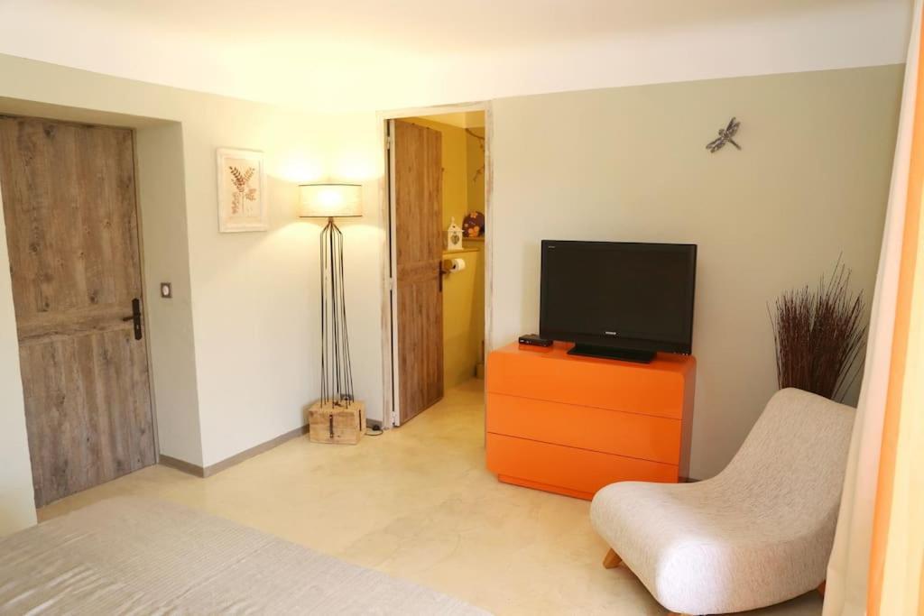 Apartment L'oustaou Dorey *